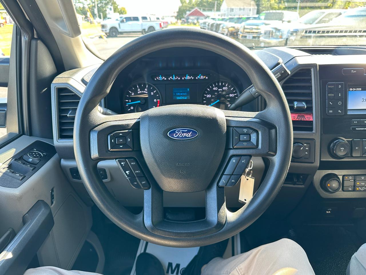 Ford F-250 SD XL Crew Cab 4WD 2022