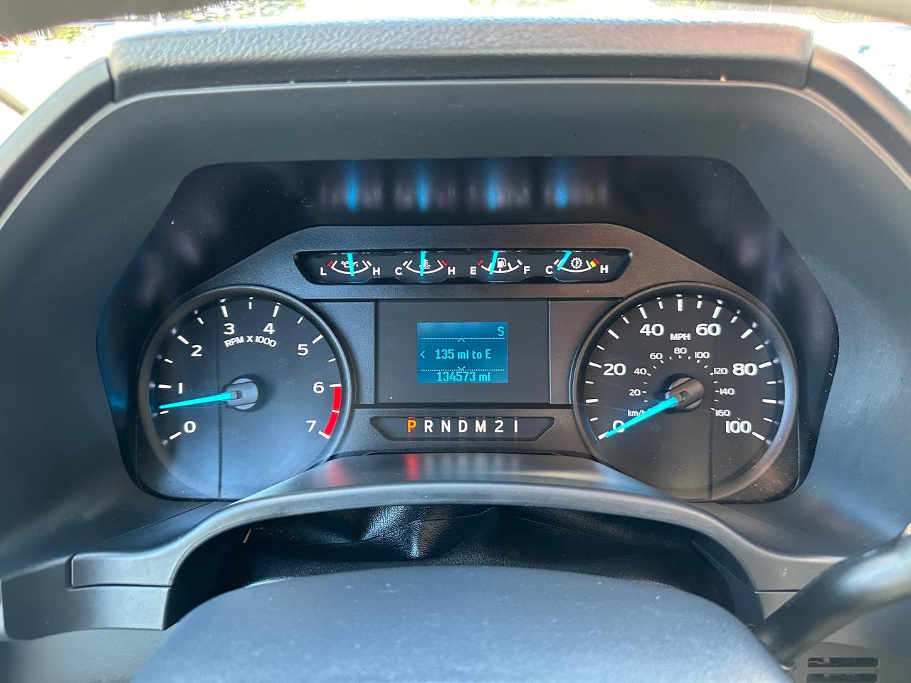 Ford F-250 SD XL Crew Cab 4WD 2022
