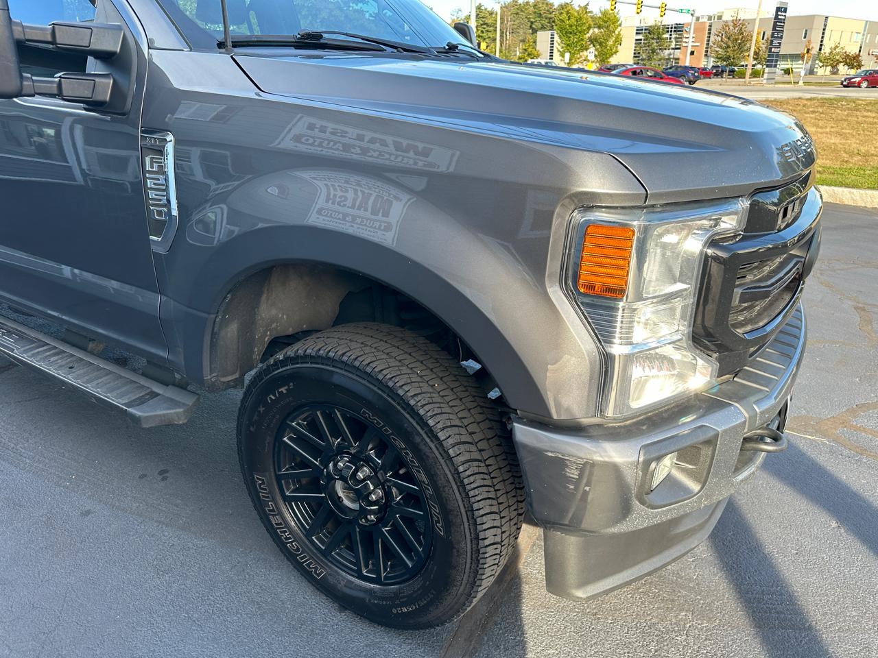Ford F-250 SD XLT Crew Cab 4WD 2022