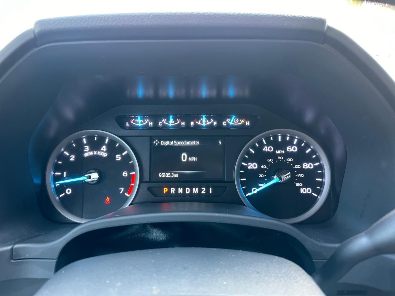 Ford F-250 SD XLT Crew Cab 4WD 2022
