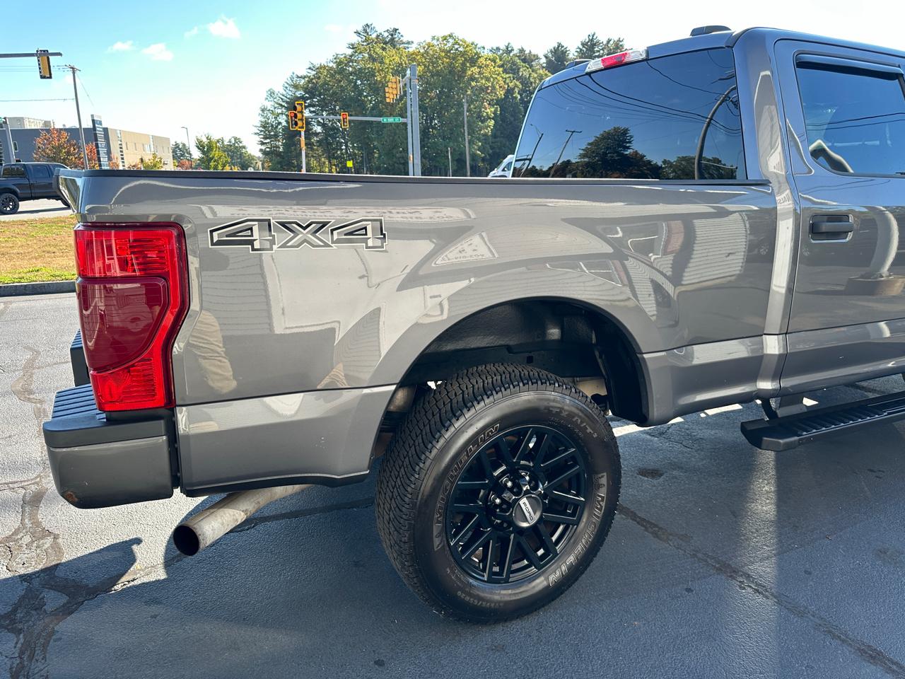 Ford F-250 SD XLT Crew Cab 4WD 2022