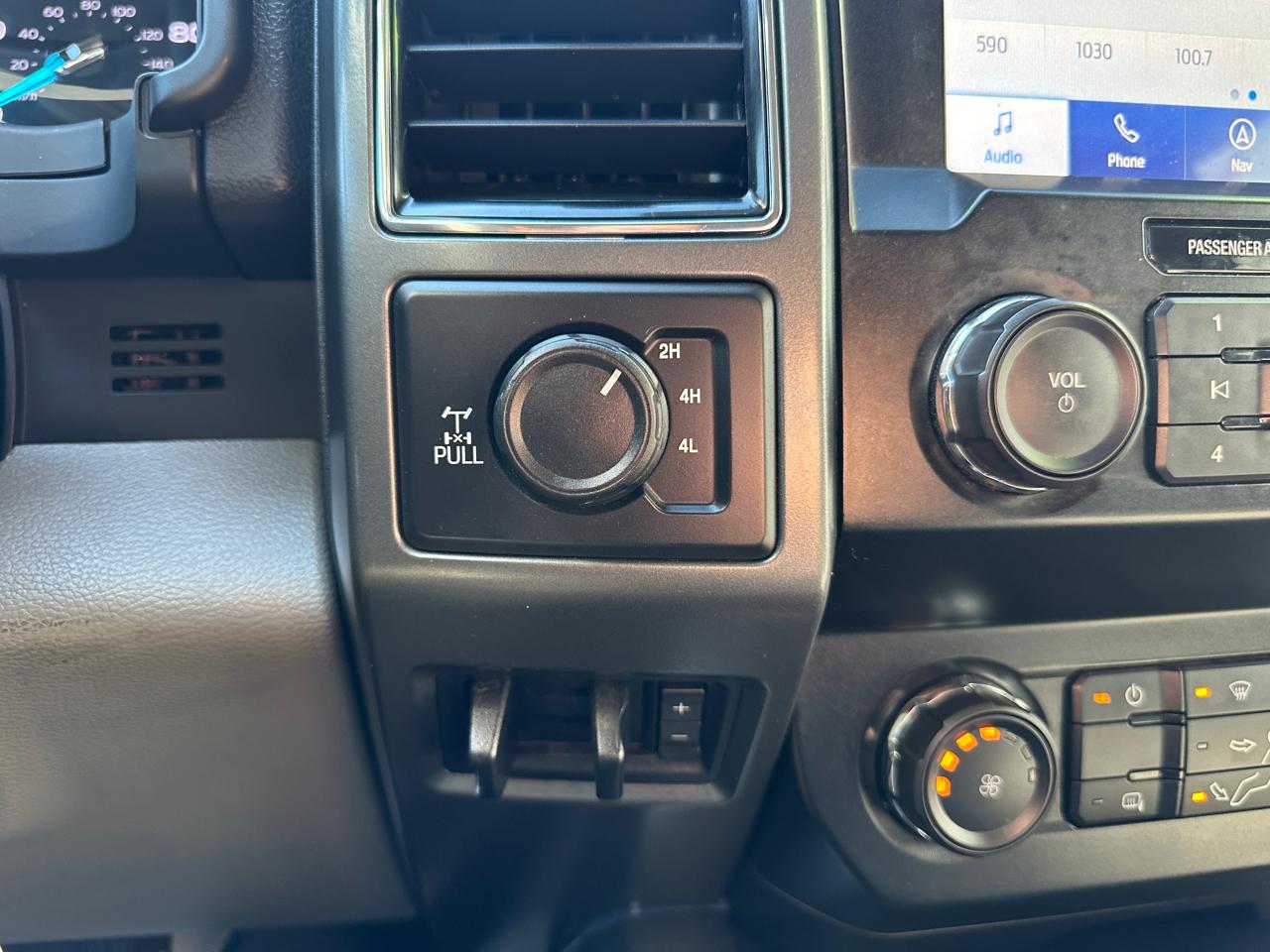 Ford F-250 SD XLT Crew Cab 4WD 2022