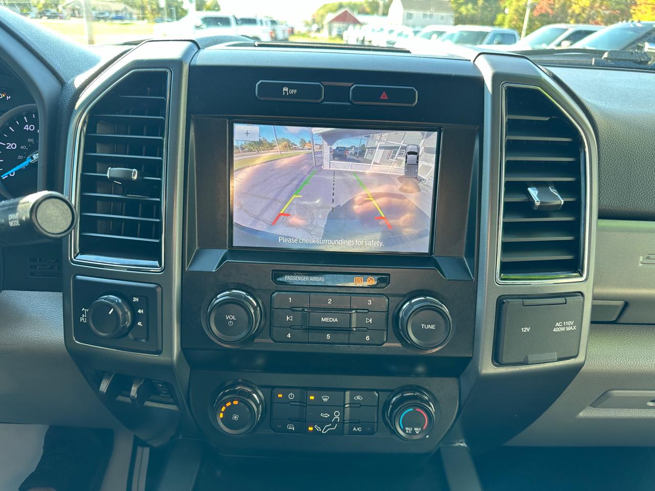 Ford F-250 SD XLT Crew Cab 4WD 2022