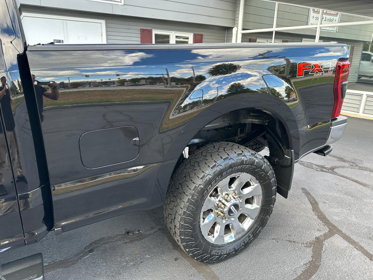 Ford F-250 SD Lariat SuperCab 4WD 2017