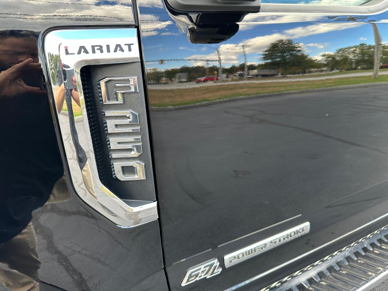 Ford F-250 SD Lariat SuperCab 4WD 2017