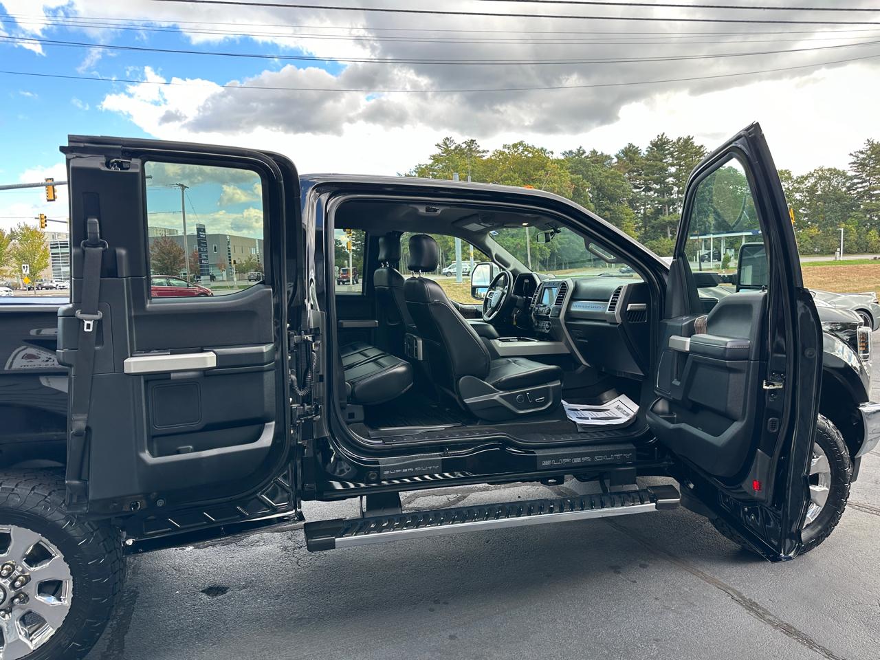 Ford F-250 SD Lariat SuperCab 4WD 2017