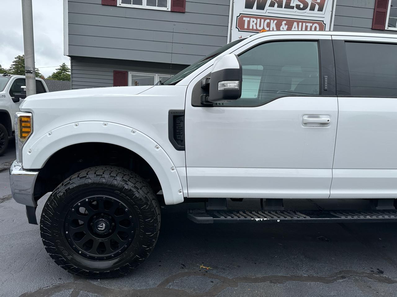 Ford F-250 SD Lariat Crew Cab Short Bed 4WD 2019