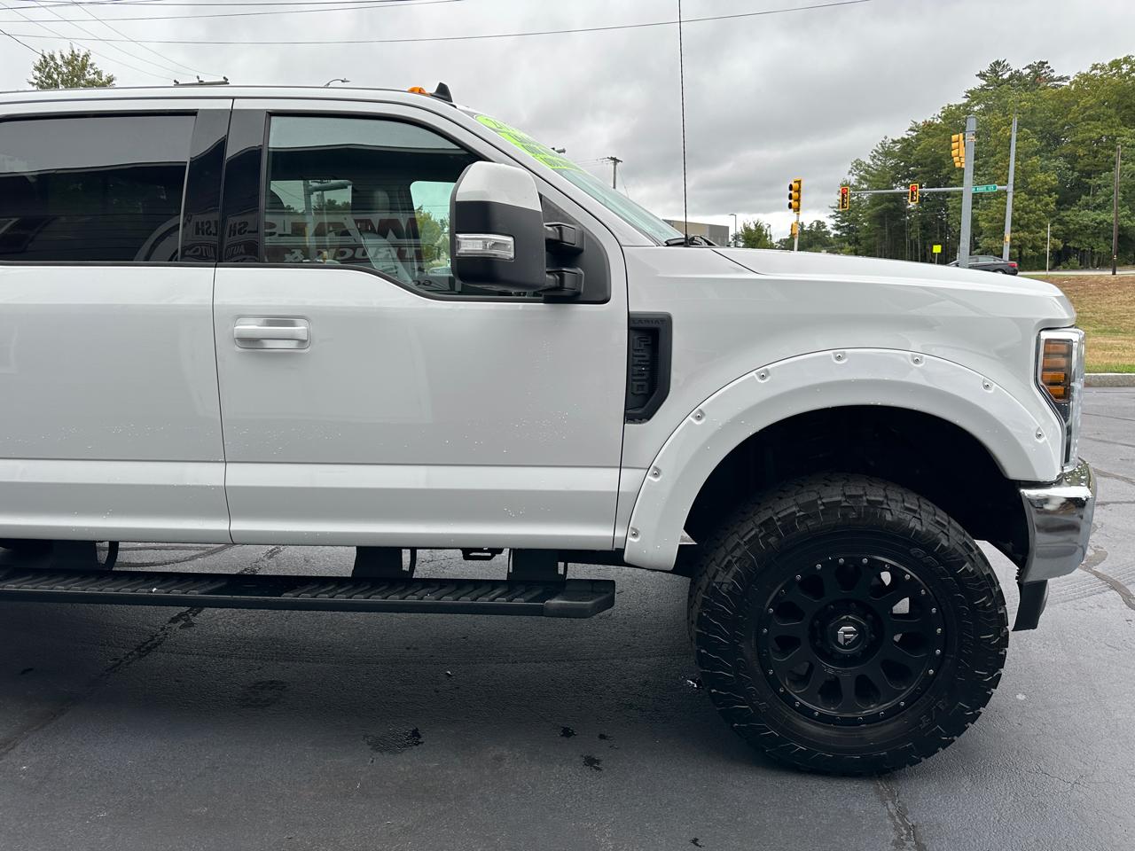 Ford F-250 SD Lariat Crew Cab Short Bed 4WD 2019