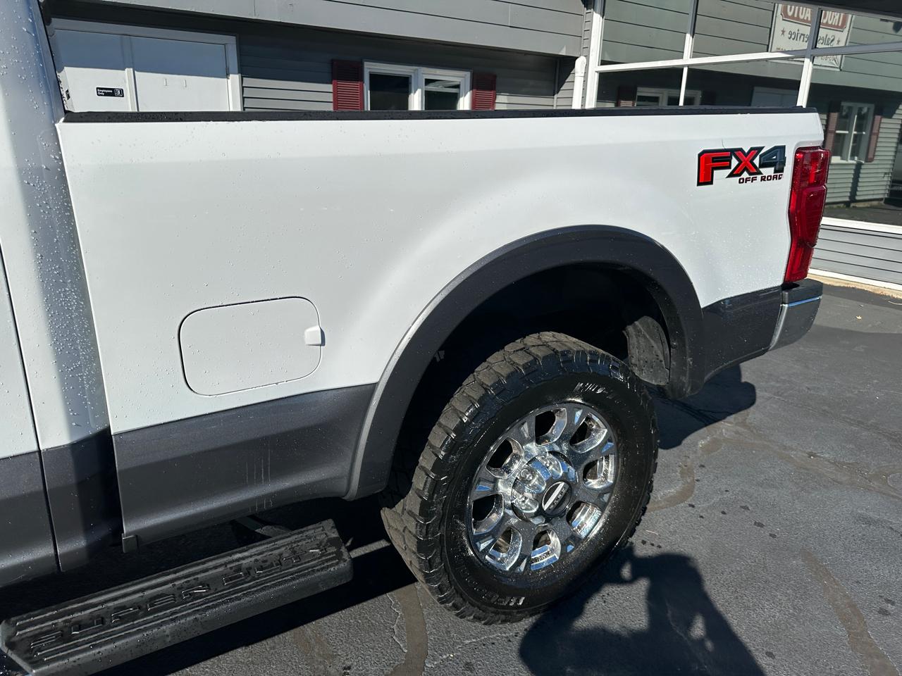 Ford F-350 SD Lariat Crew Cab 4WD 2021