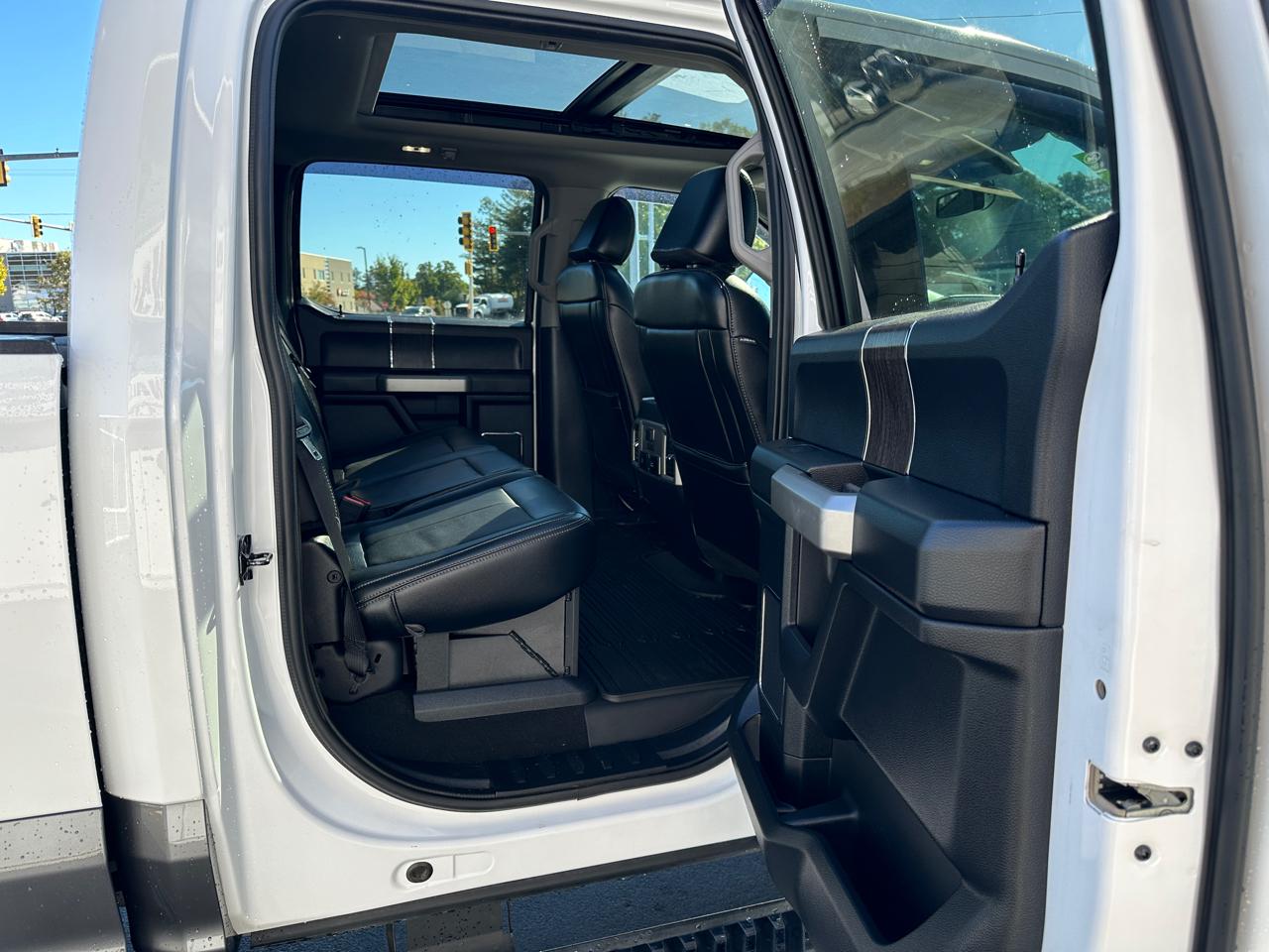 Ford F-350 SD Lariat Crew Cab 4WD 2021