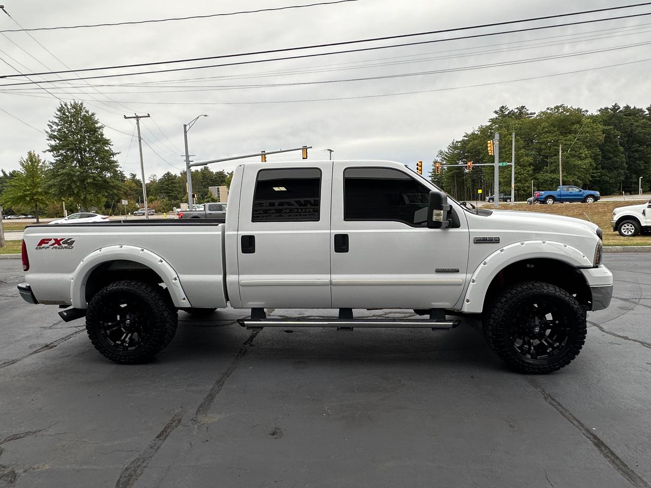 Ford F-250 SD Lariat Crew Cab Short Bed 4WD 2006