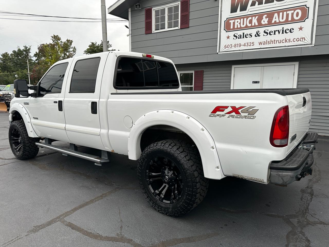 Ford F-250 SD Lariat Crew Cab Short Bed 4WD 2006