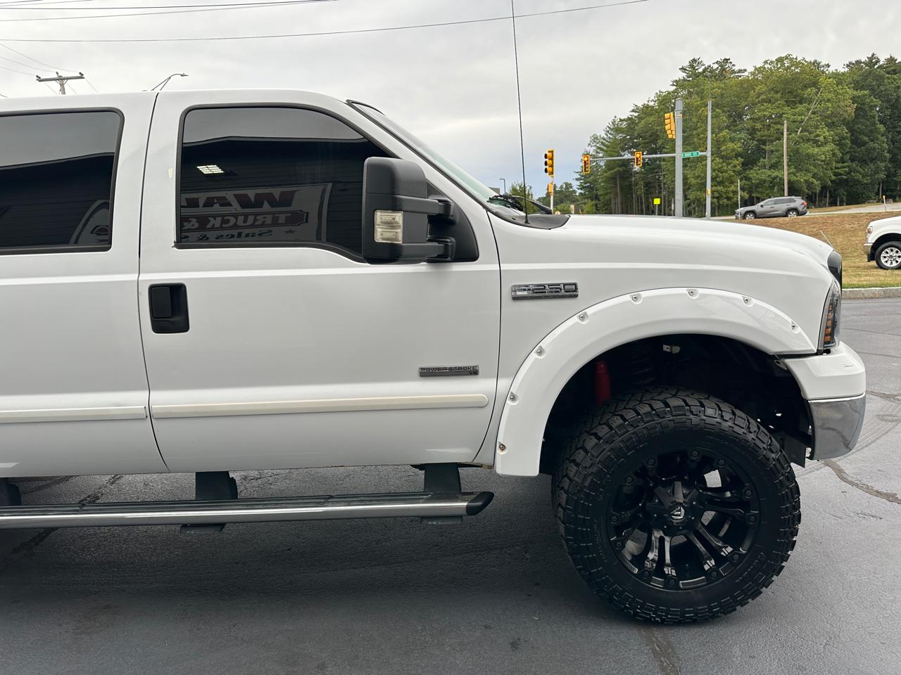 Ford F-250 SD Lariat Crew Cab Short Bed 4WD 2006