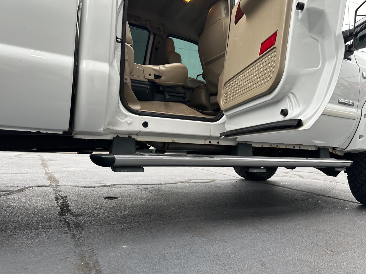 Ford F-250 SD Lariat Crew Cab Short Bed 4WD 2006
