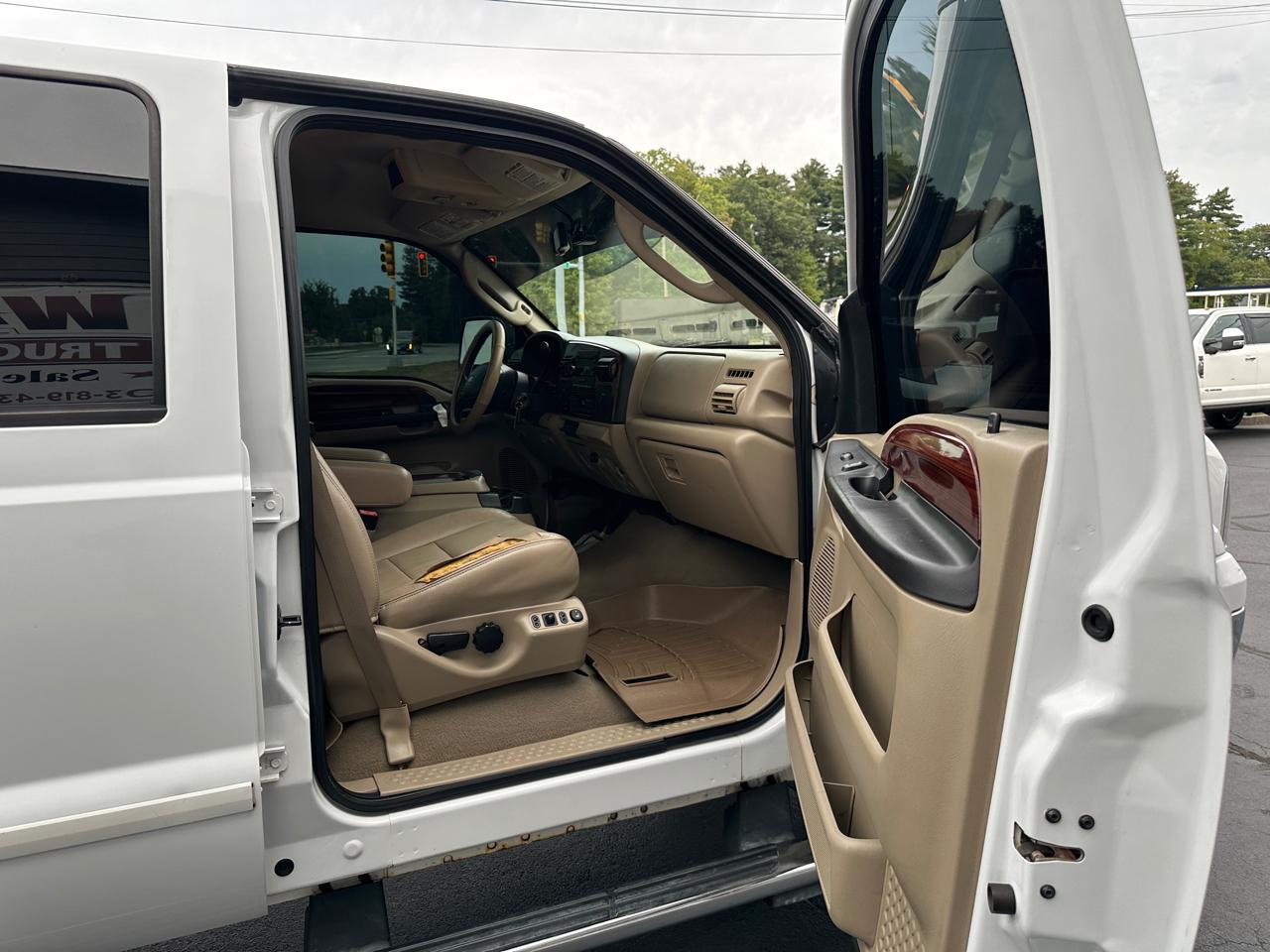 Ford F-250 SD Lariat Crew Cab Short Bed 4WD 2006