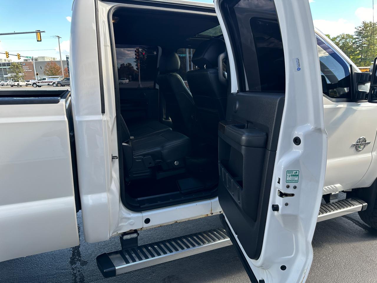 Ford F-350 SD Platinum Crew Cab 4WD 2015