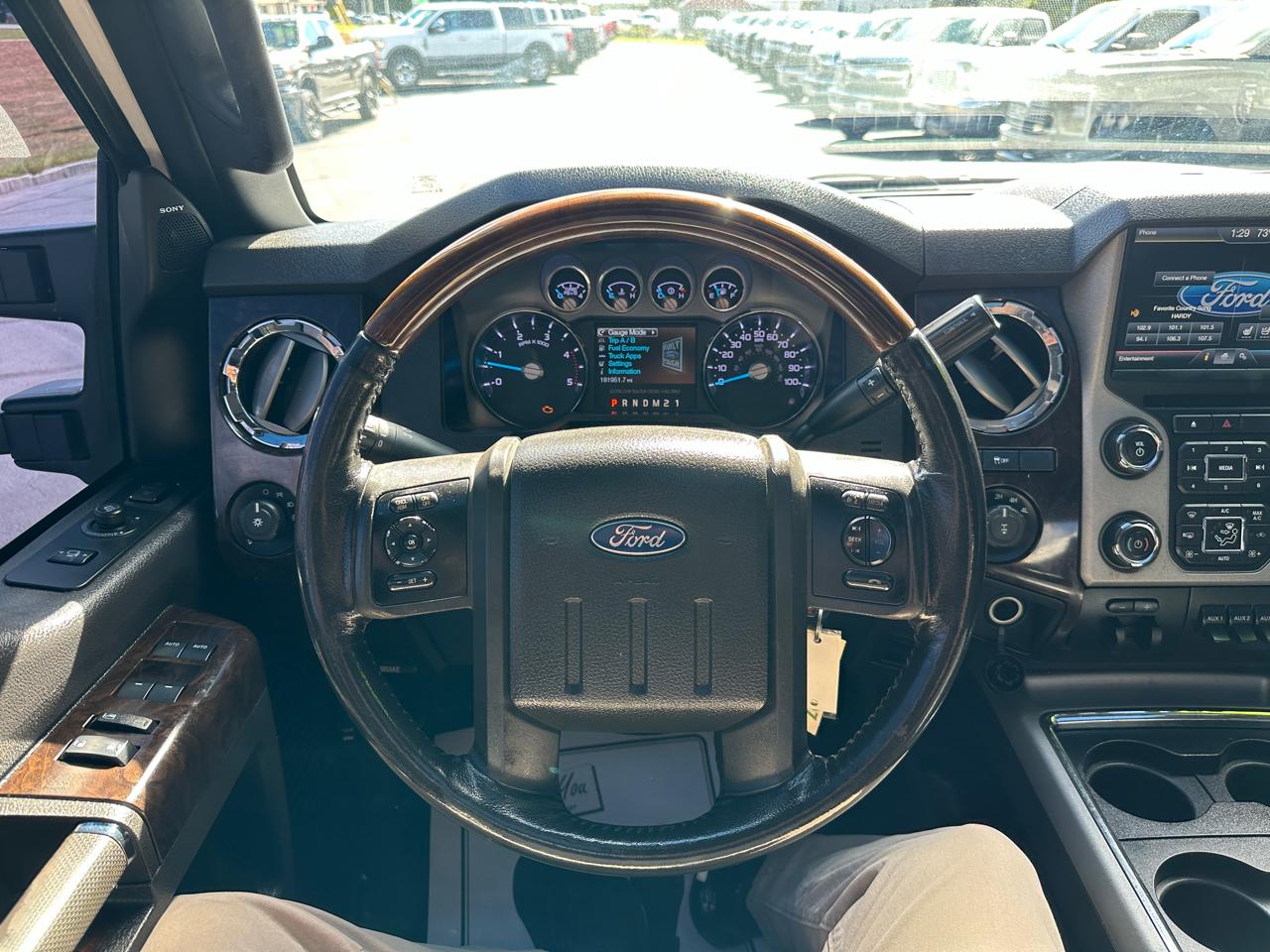 Ford F-350 SD Platinum Crew Cab 4WD 2015