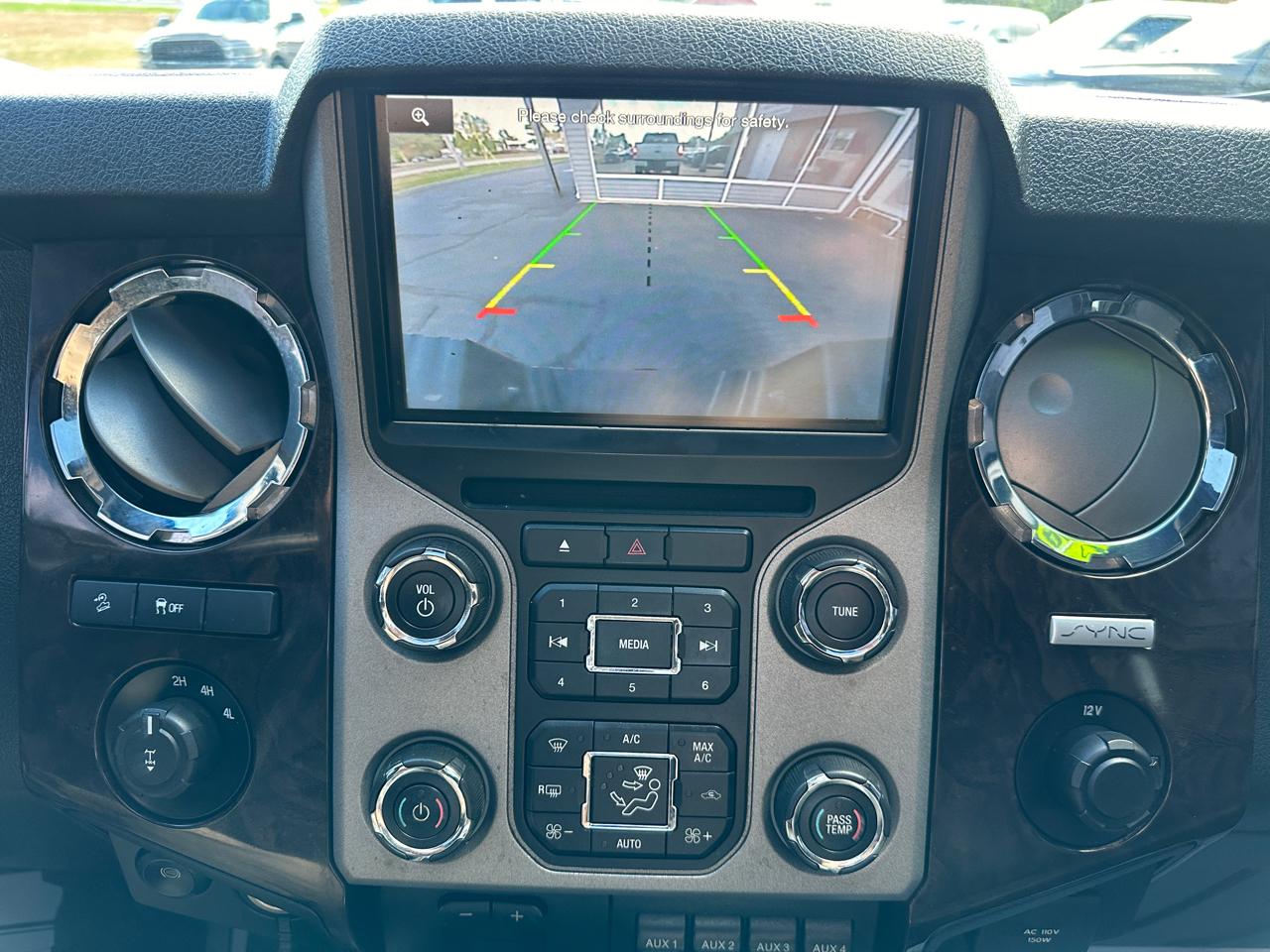 Ford F-350 SD Platinum Crew Cab 4WD 2015