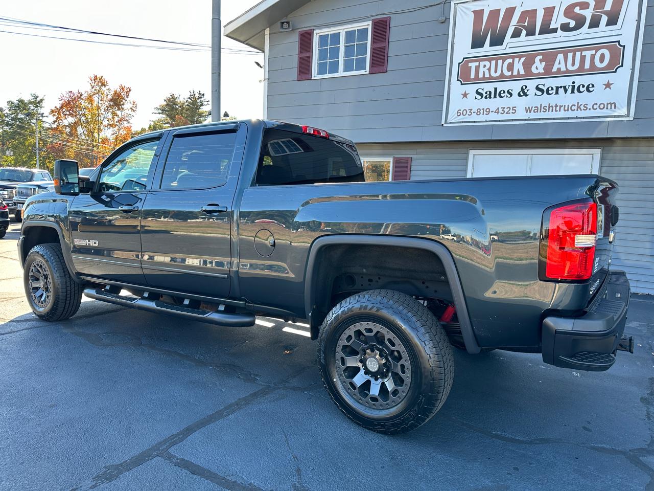 GMC Sierra 2500HD SLT Crew Cab Short Bed 4WD 2018