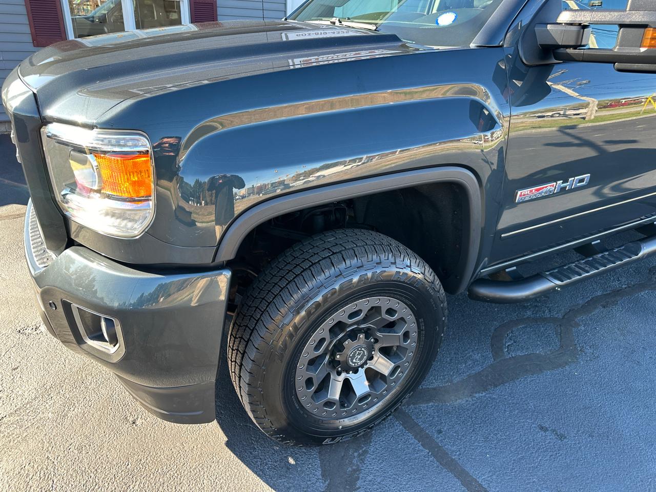 GMC Sierra 2500HD SLT Crew Cab Short Bed 4WD 2018