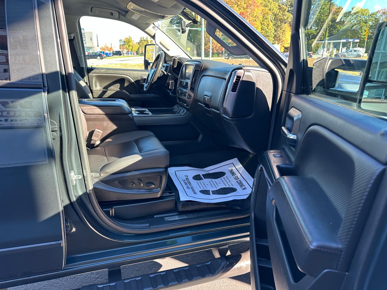 GMC Sierra 2500HD SLT Crew Cab Short Bed 4WD 2018