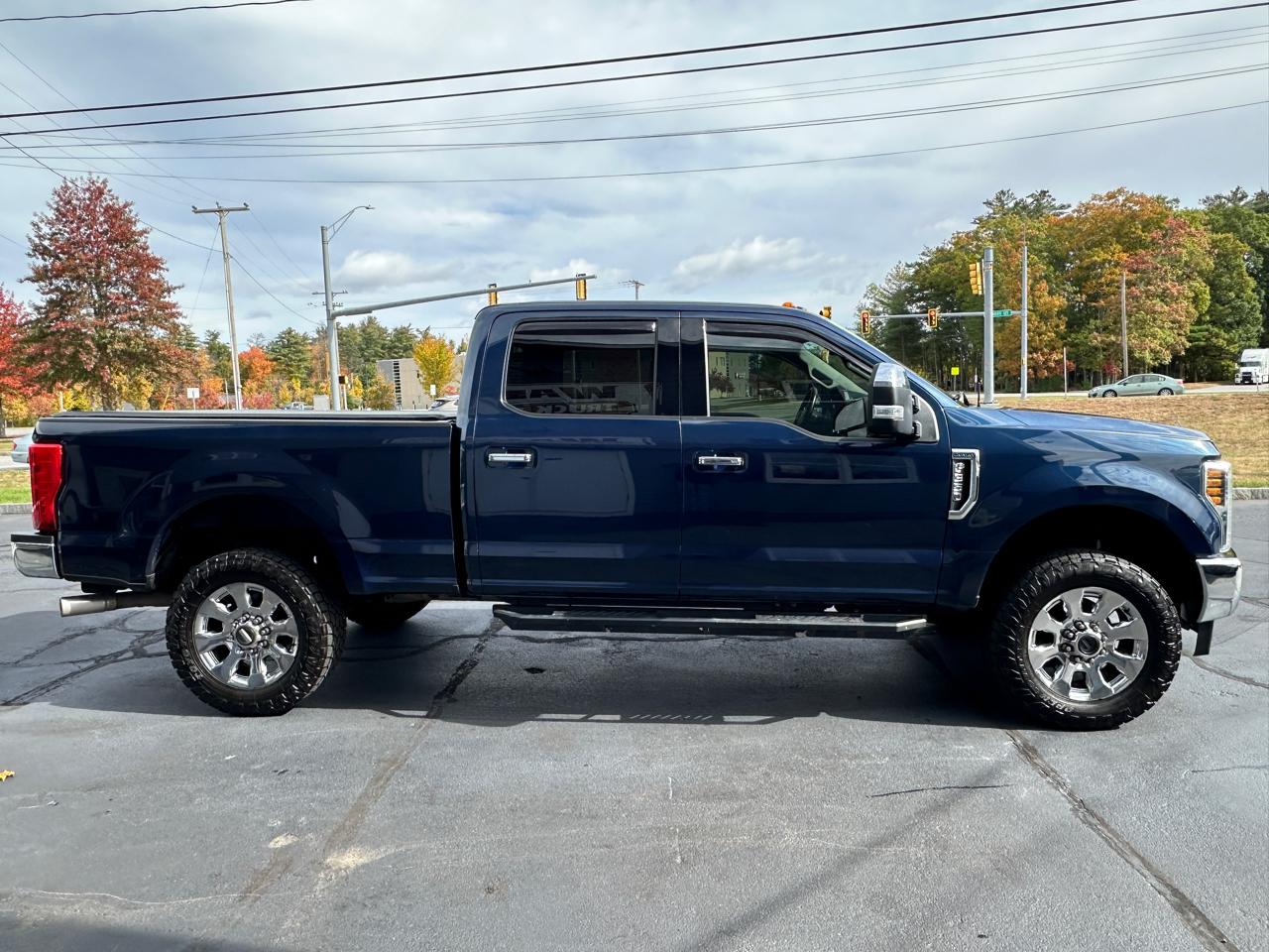 Ford F-350 SD Lariat Crew Cab 4WD 2018