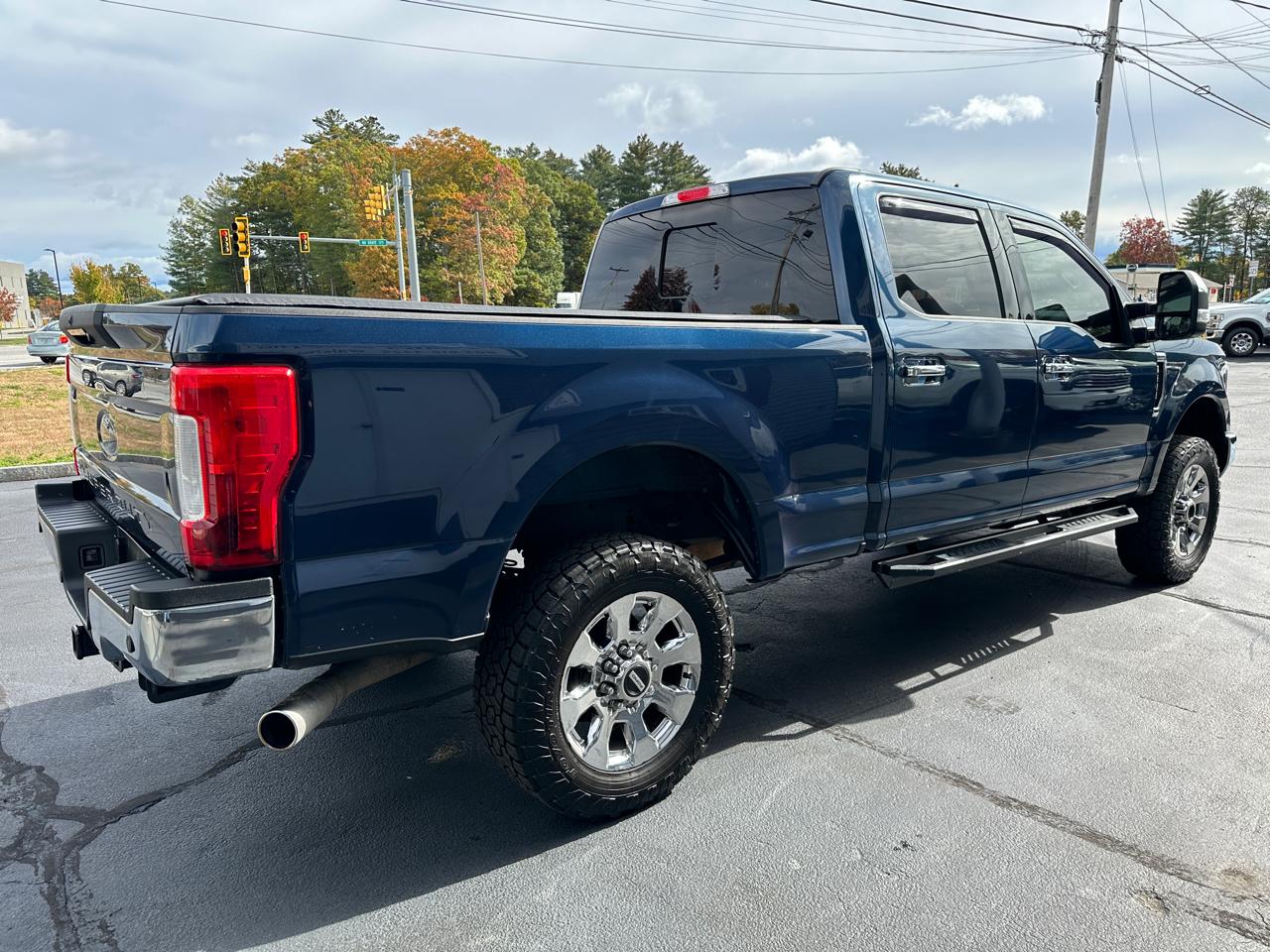 Ford F-350 SD Lariat Crew Cab 4WD 2018
