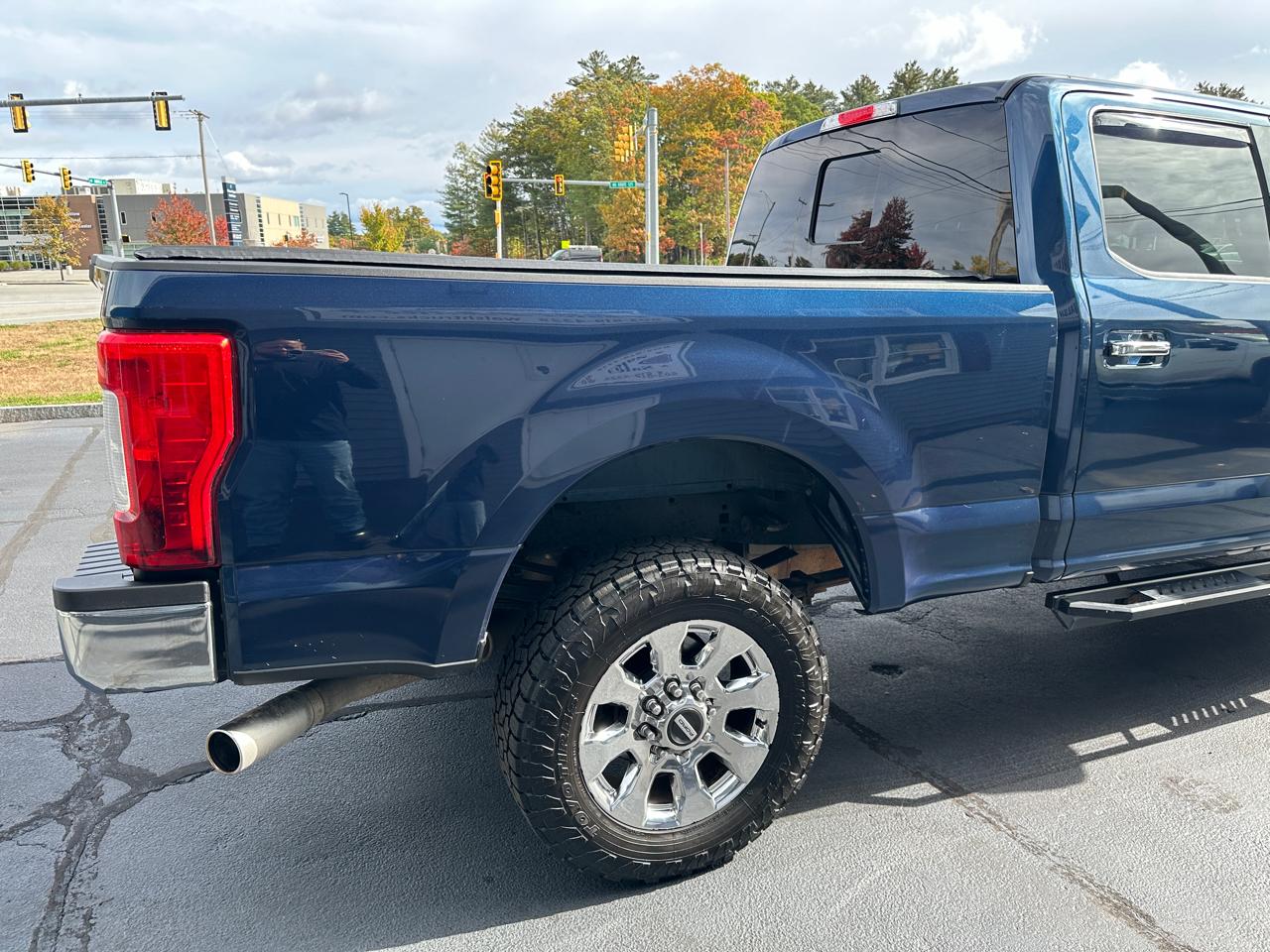 Ford F-350 SD Lariat Crew Cab 4WD 2018