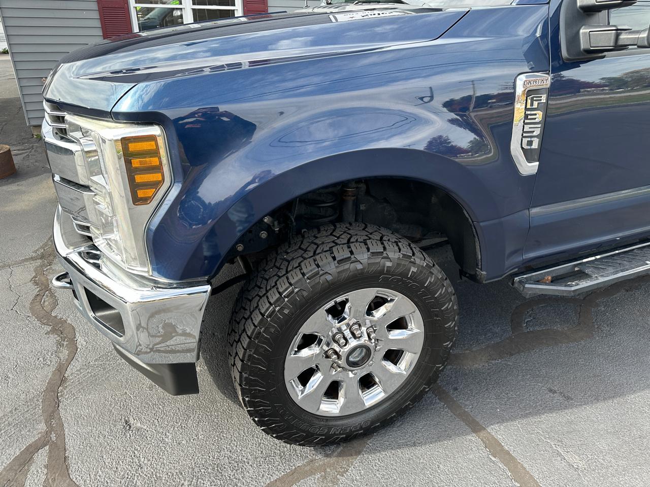 Ford F-350 SD Lariat Crew Cab 4WD 2018