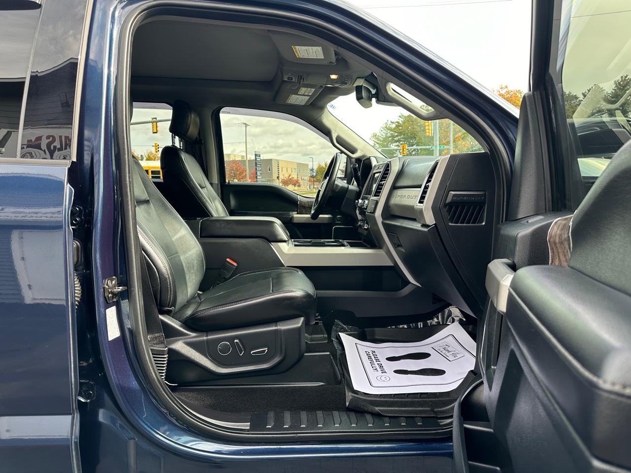 Ford F-350 SD Lariat Crew Cab 4WD 2018