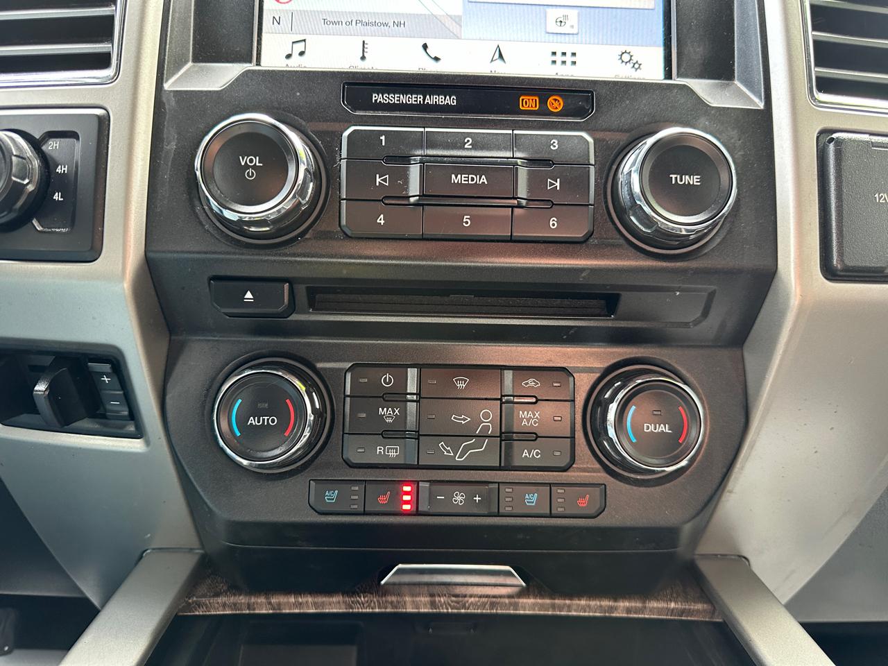 Ford F-350 SD Lariat Crew Cab 4WD 2018