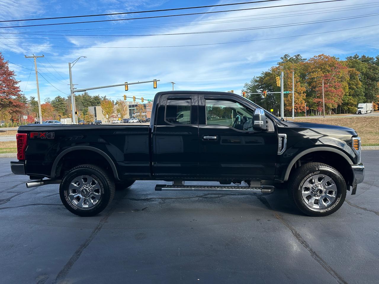 Ford F-250 SD Lariat SuperCab 4WD 2018