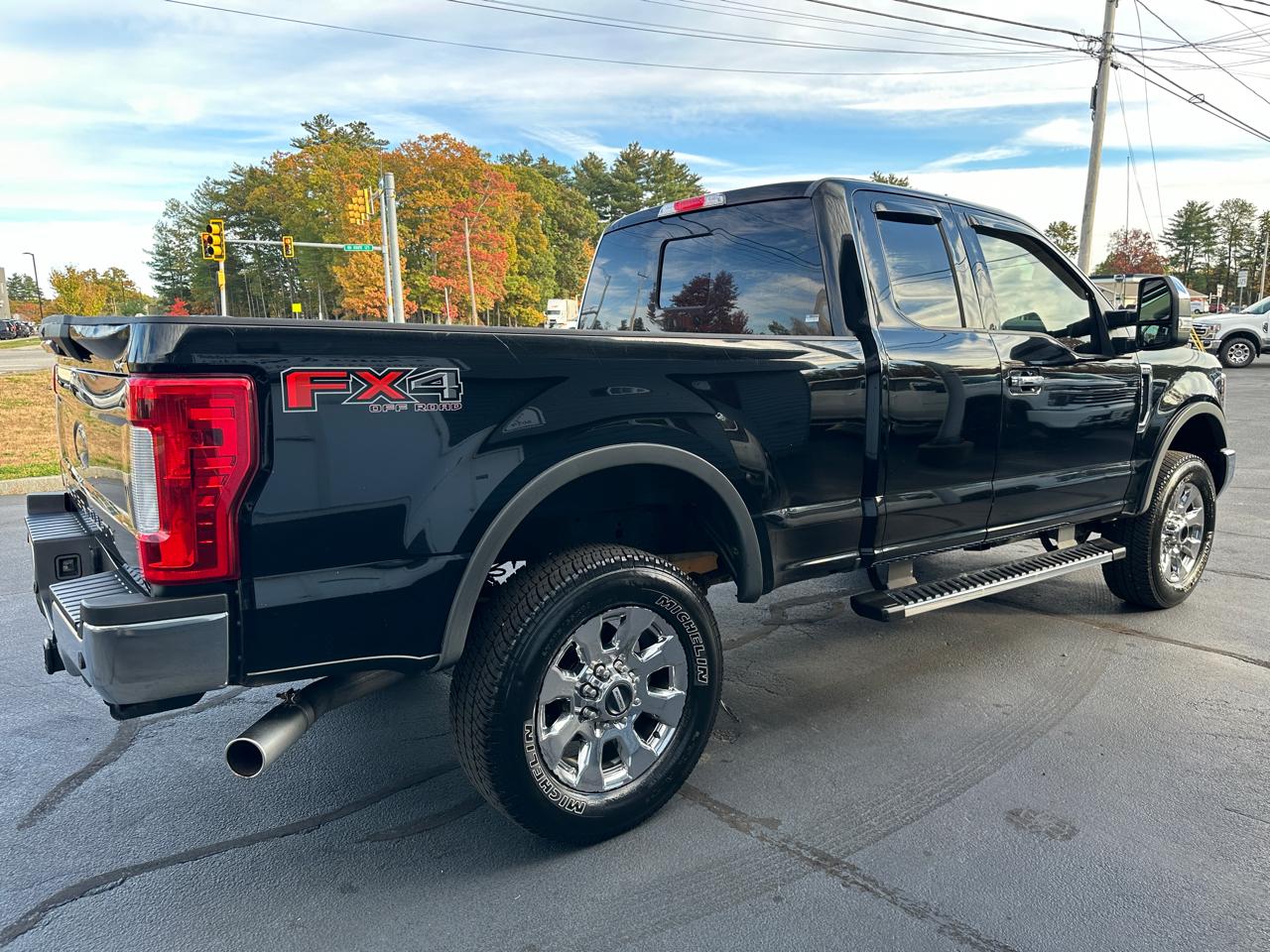 Ford F-250 SD Lariat SuperCab 4WD 2018