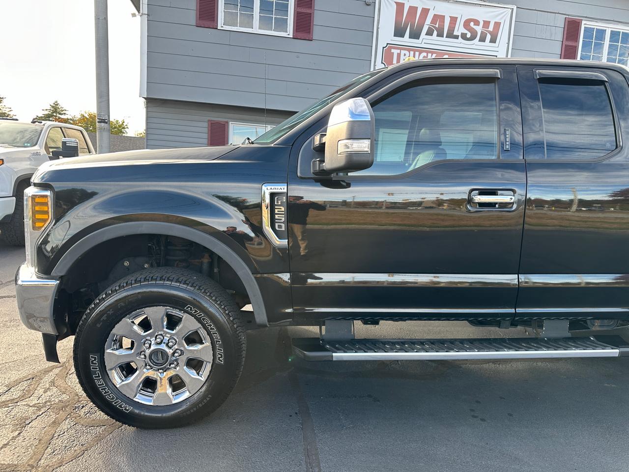 Ford F-250 SD Lariat SuperCab 4WD 2018
