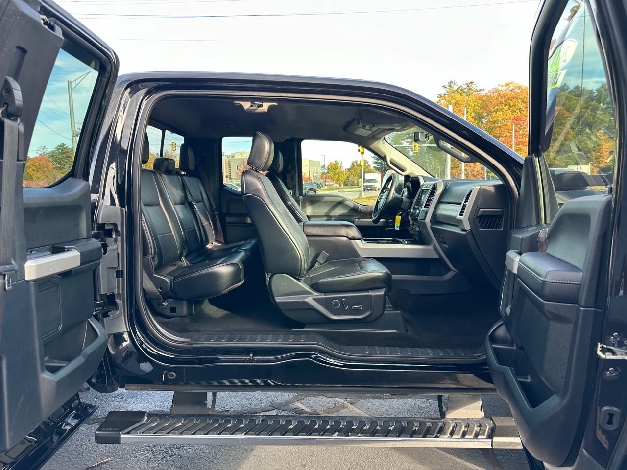 Ford F-250 SD Lariat SuperCab 4WD 2018