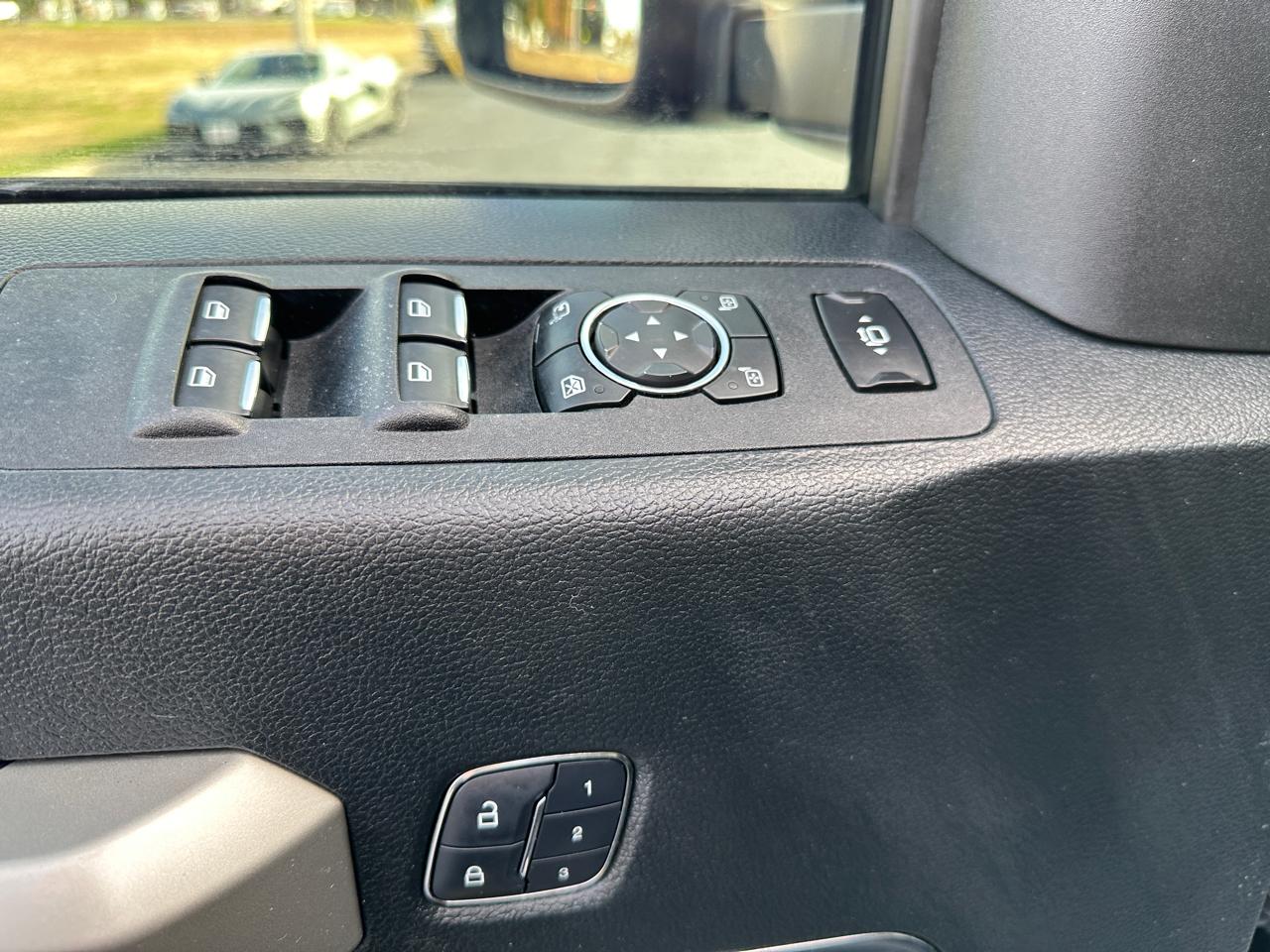 Ford F-250 SD Lariat SuperCab 4WD 2018