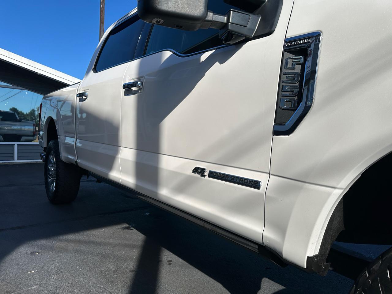 Ford F-350 SD Platinum Crew Cab 4WD 2019