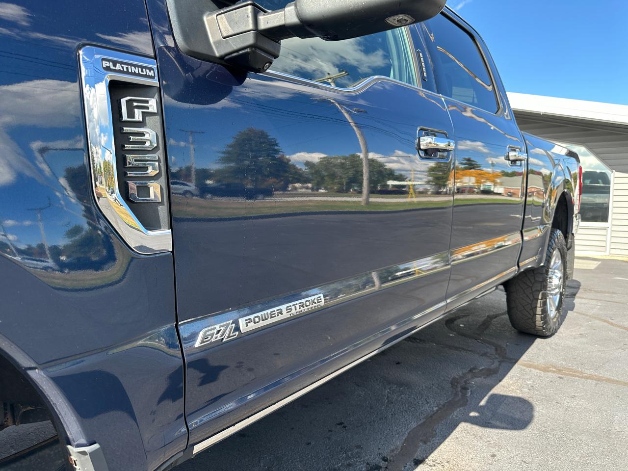 Ford F-350 SD Platinum Crew Cab 4WD 2019
