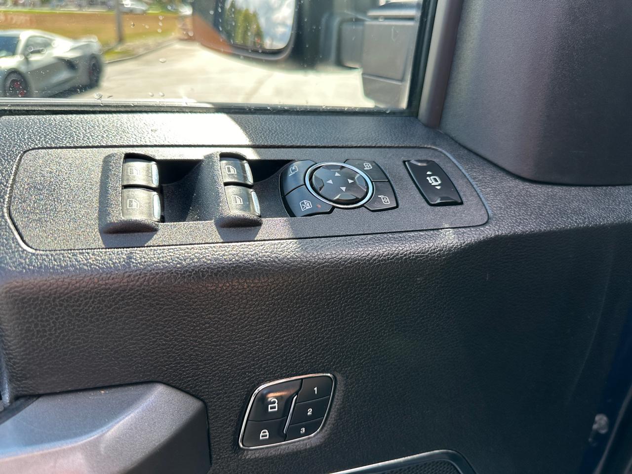 Ford F-350 SD Platinum Crew Cab 4WD 2019