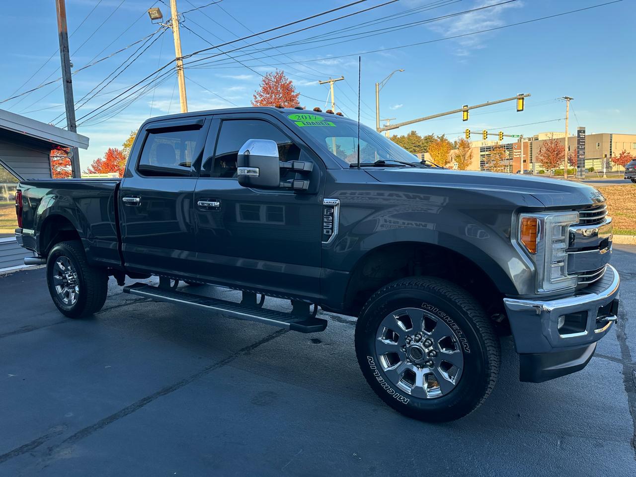 Ford F-250 SD Lariat Crew Cab Short Bed 4WD 2017