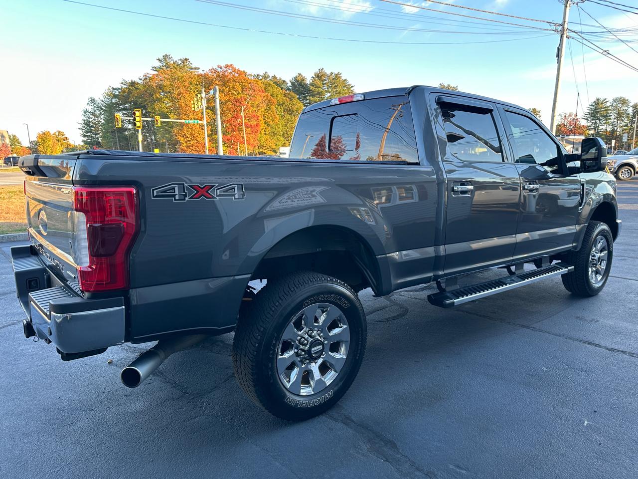 Ford F-250 SD Lariat Crew Cab Short Bed 4WD 2017
