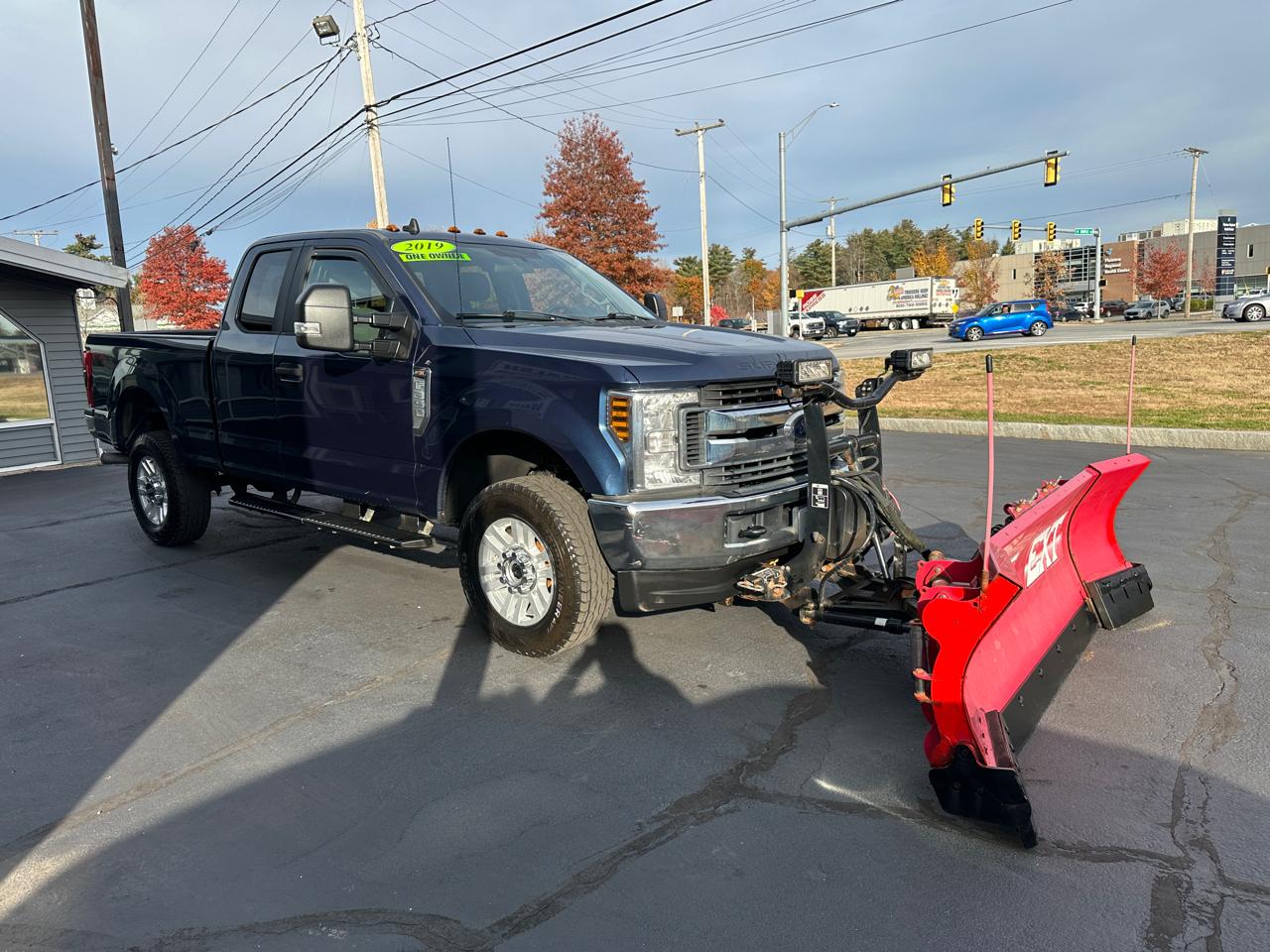 Ford F-350 SD XL SuperCab 4WD 2019