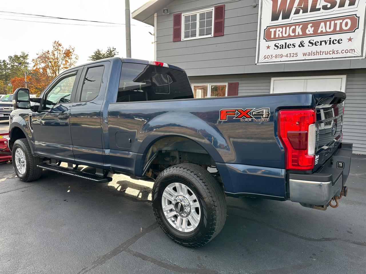 Ford F-350 SD XL SuperCab 4WD 2019