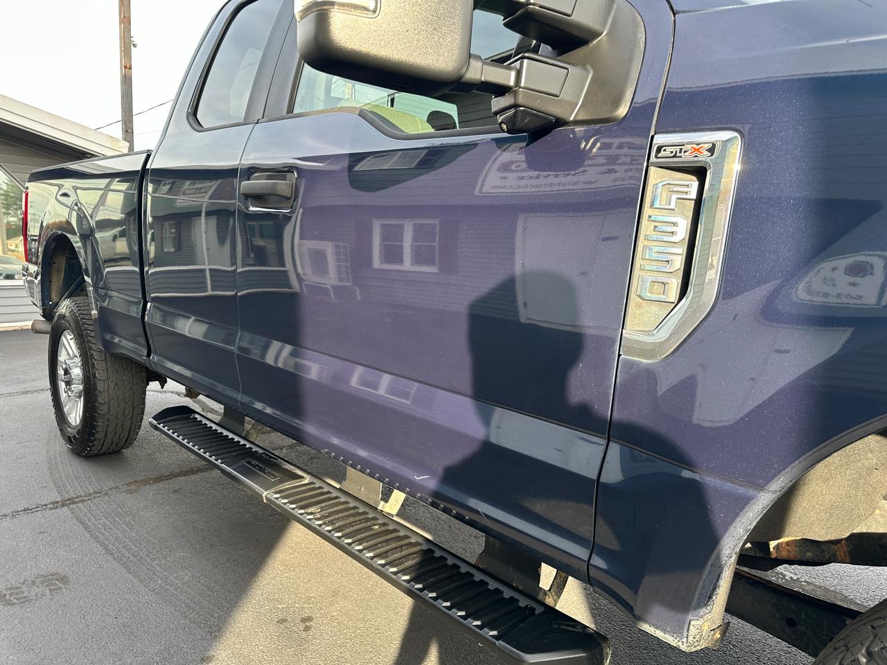 Ford F-350 SD XL SuperCab 4WD 2019
