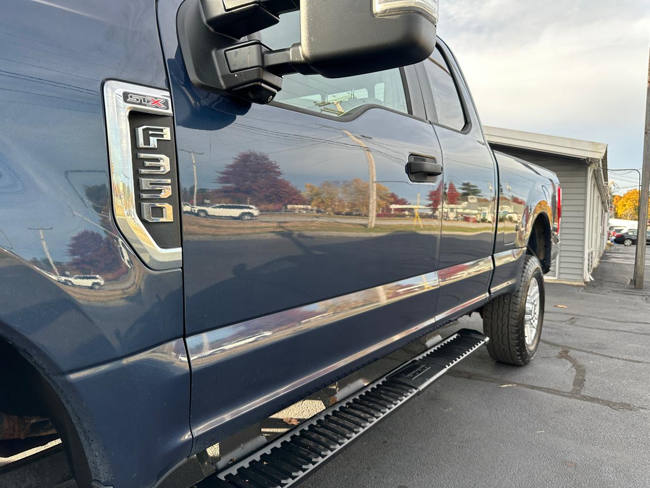 Ford F-350 SD XL SuperCab 4WD 2019
