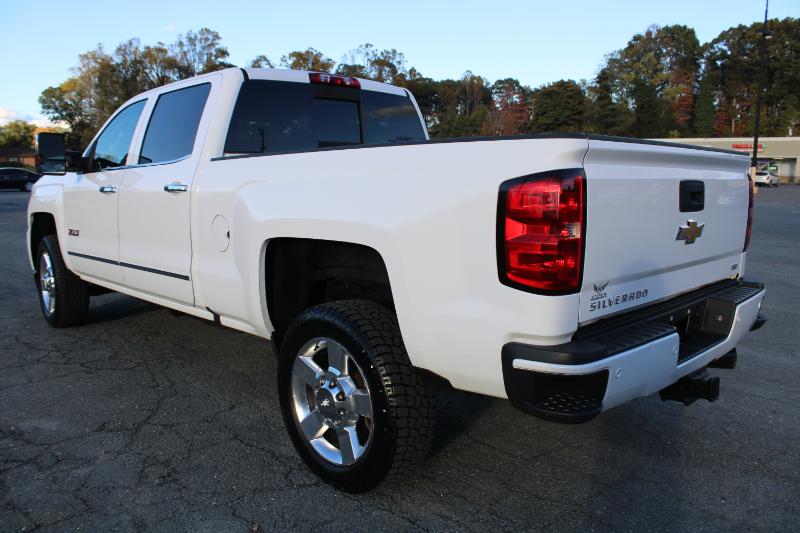 Chevrolet Silverado 2500HD LTZ Crew Cab 4WD 2016 Chevrolet Silverado 2500HD LTZ Crew Cab 4WD 2016