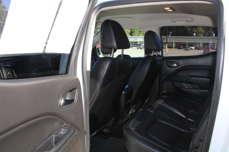 GMC Canyon SLT Crew Cab 4WD Short Box 2017 GMC Canyon SLT Crew Cab 4WD Short Box 2017