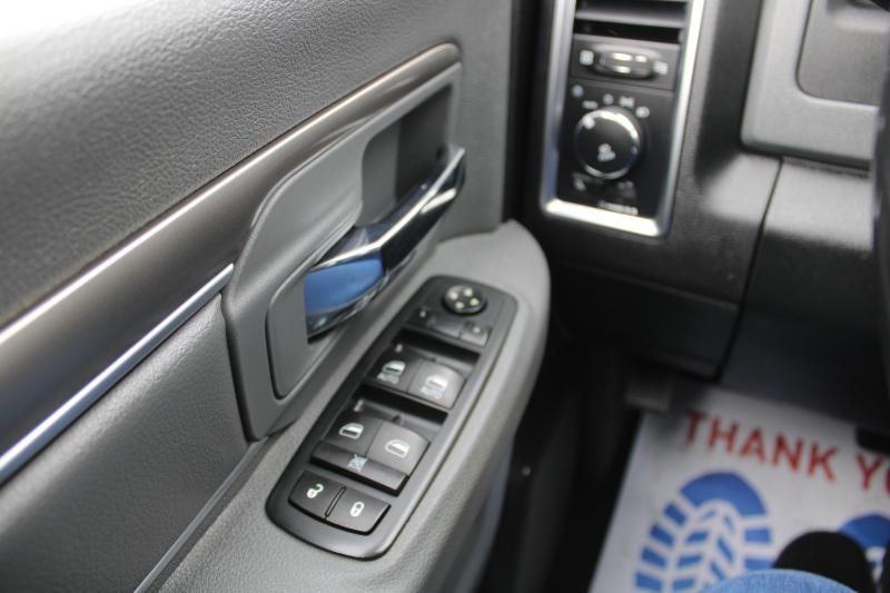 RAM 2500 SLT Crew Cab 4WD SWB 2016