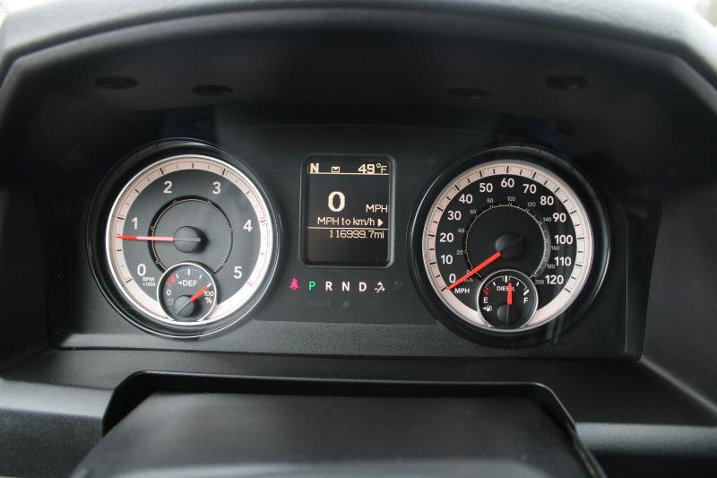 RAM 2500 SLT Crew Cab 4WD SWB 2016