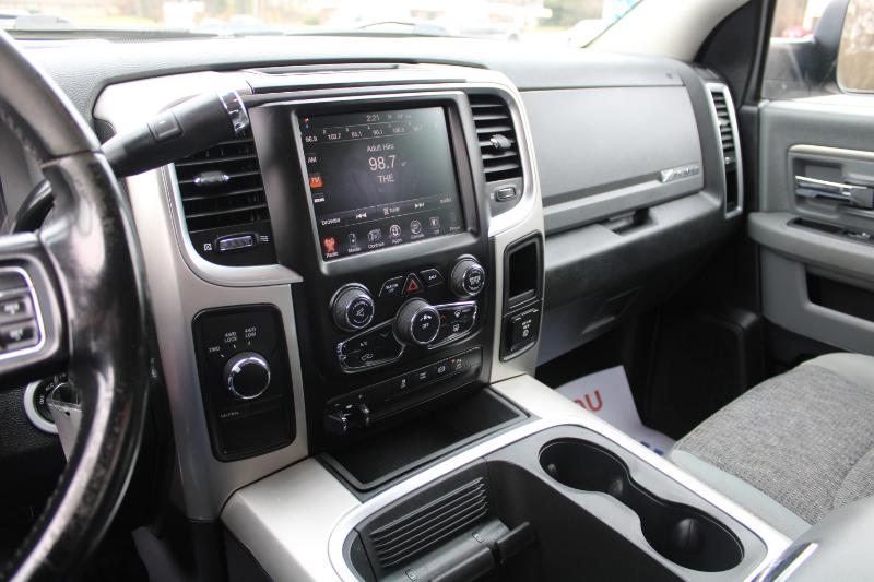 RAM 2500 SLT Crew Cab 4WD SWB 2016